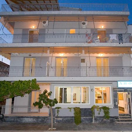 Difo Hotel Loutra Edipsou  Eksteriør billede